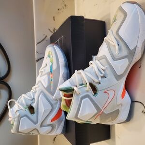 SOLD Mens Nike White and Orange High-Top LeBron Xlll Sneakers